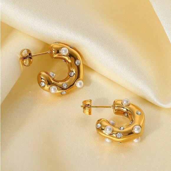 Cubic Zirconia & Faux Pearl Decor Cuff Hoop Earrings - Picture 1 of 4
